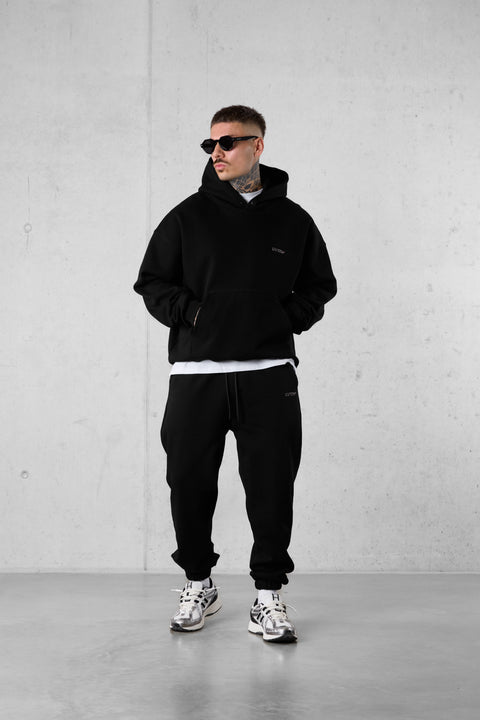 BLACK ESSENTIAL JOGGER 2.0