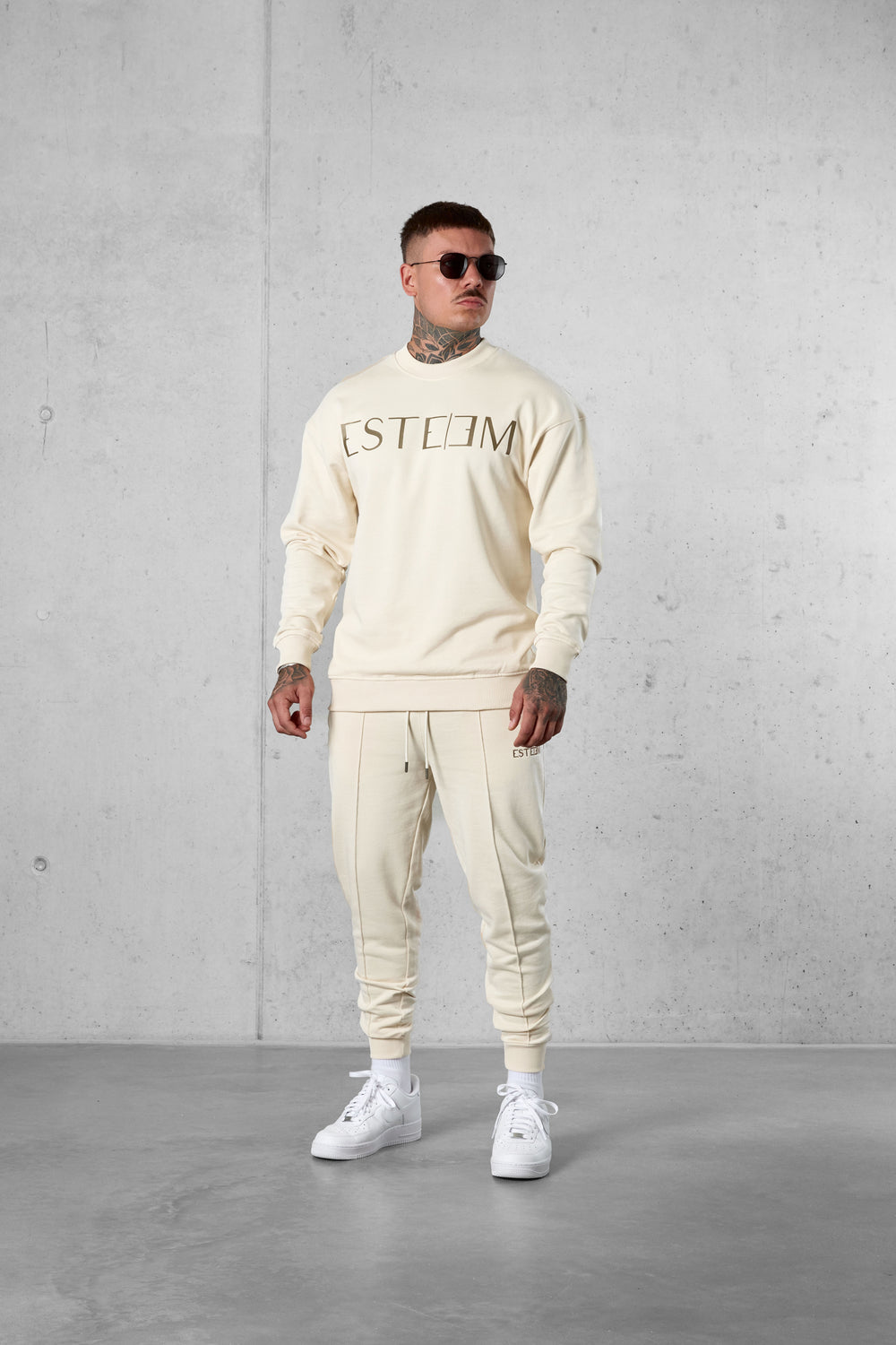 BEIGE BASIC SWEATPANTS