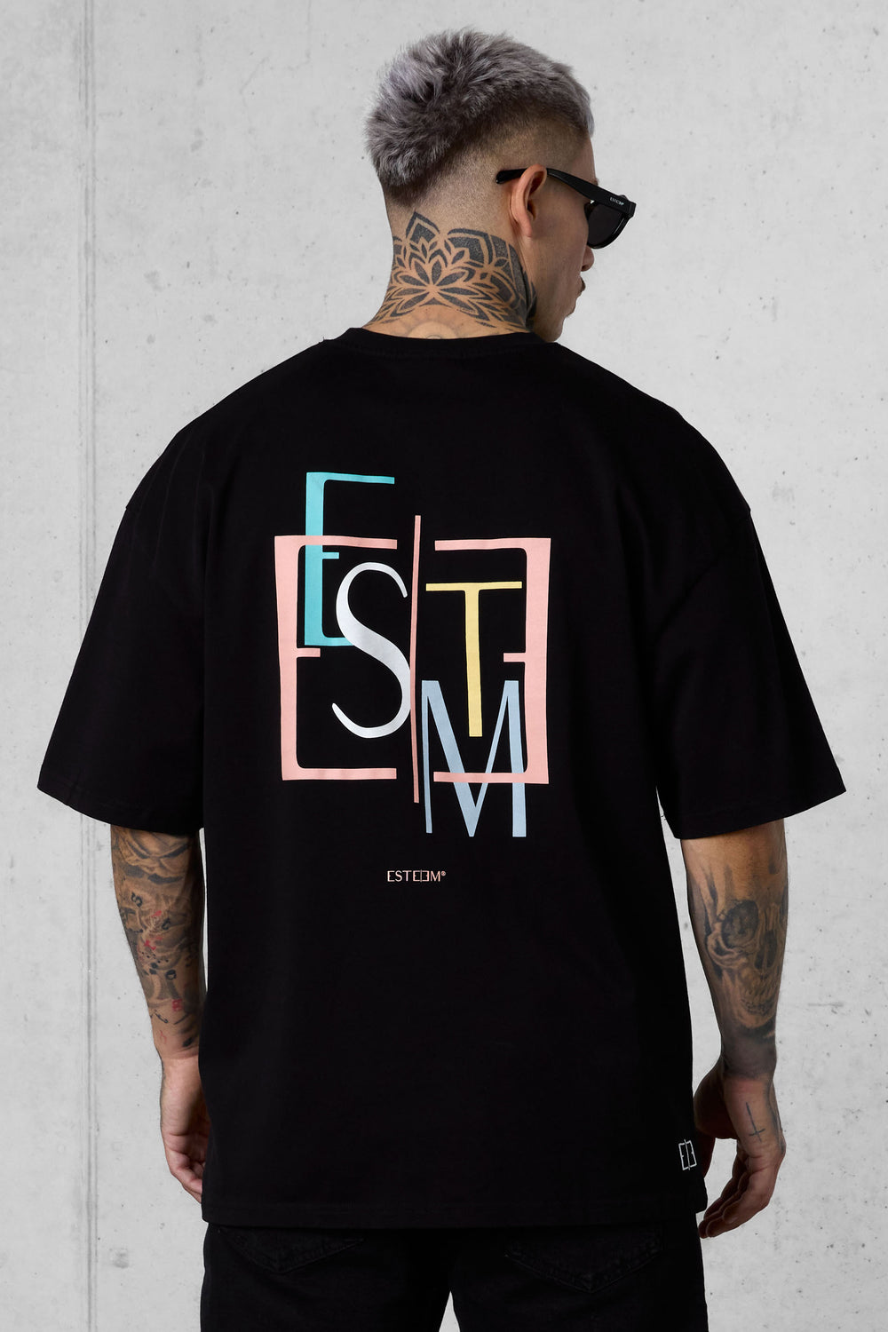 BLACK DECONSTRUCTED OVERSIZED TEE