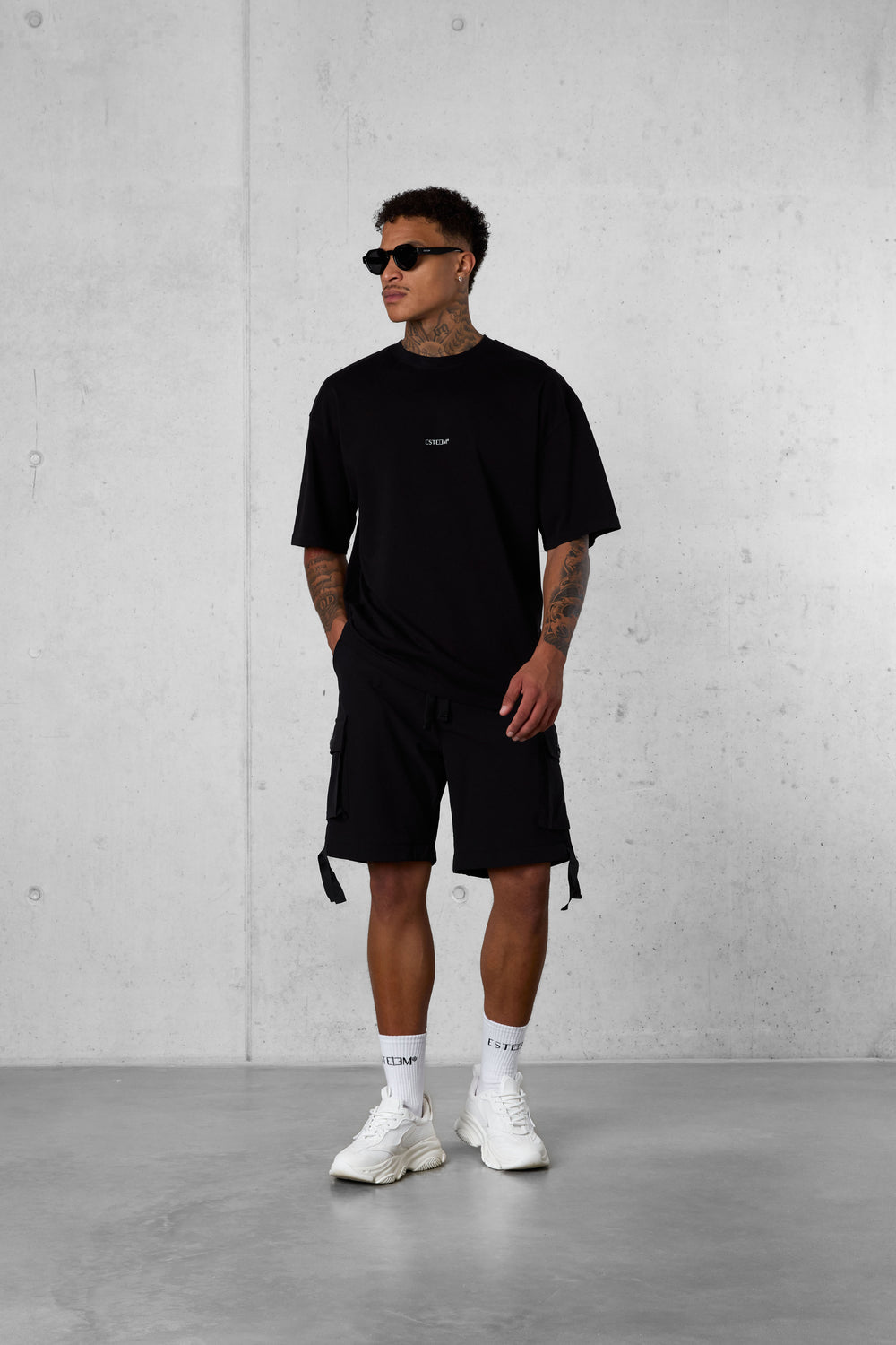 BLACK DOUBLE PALM OVERSIZED TEE