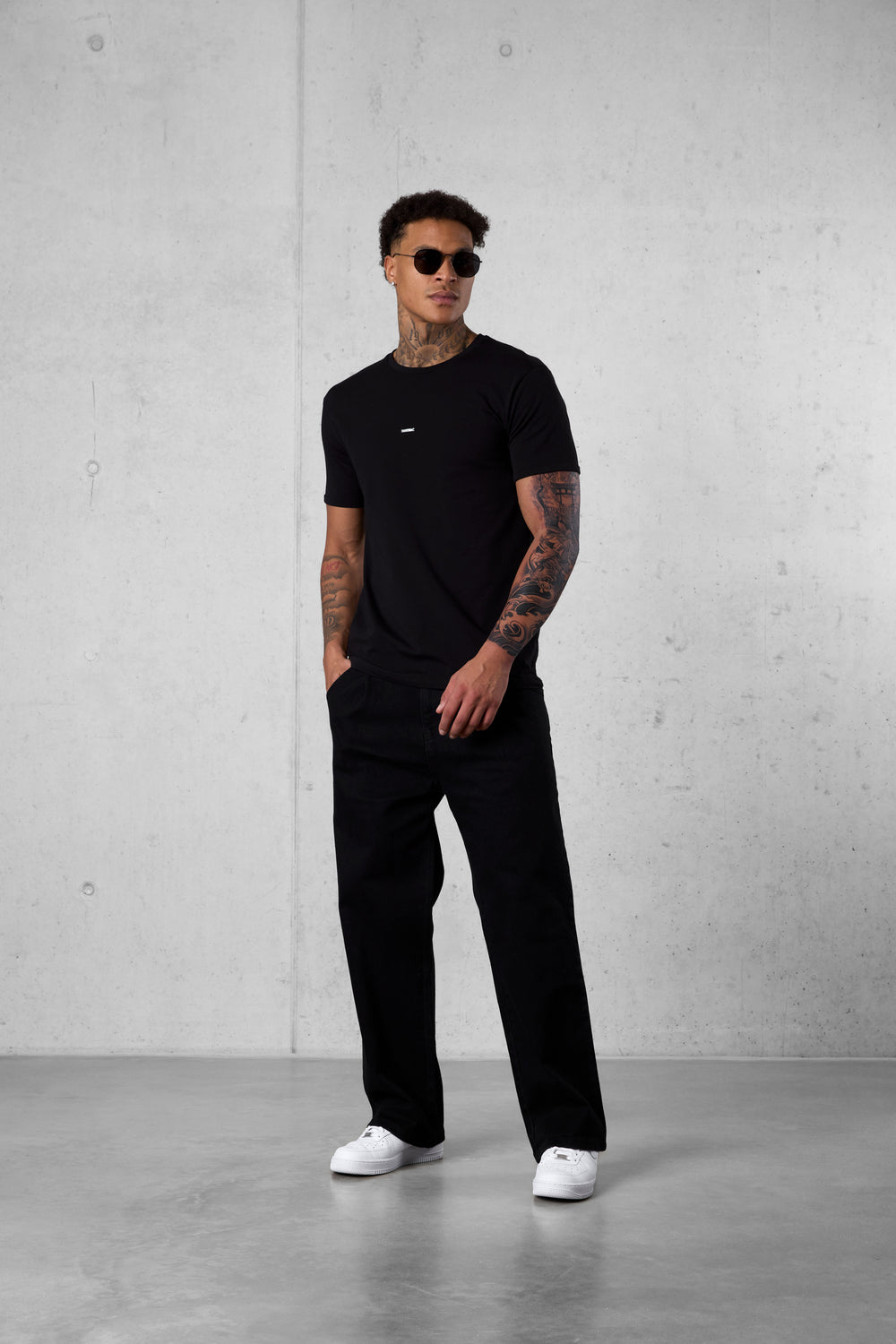 BLACK LABEL TEE
