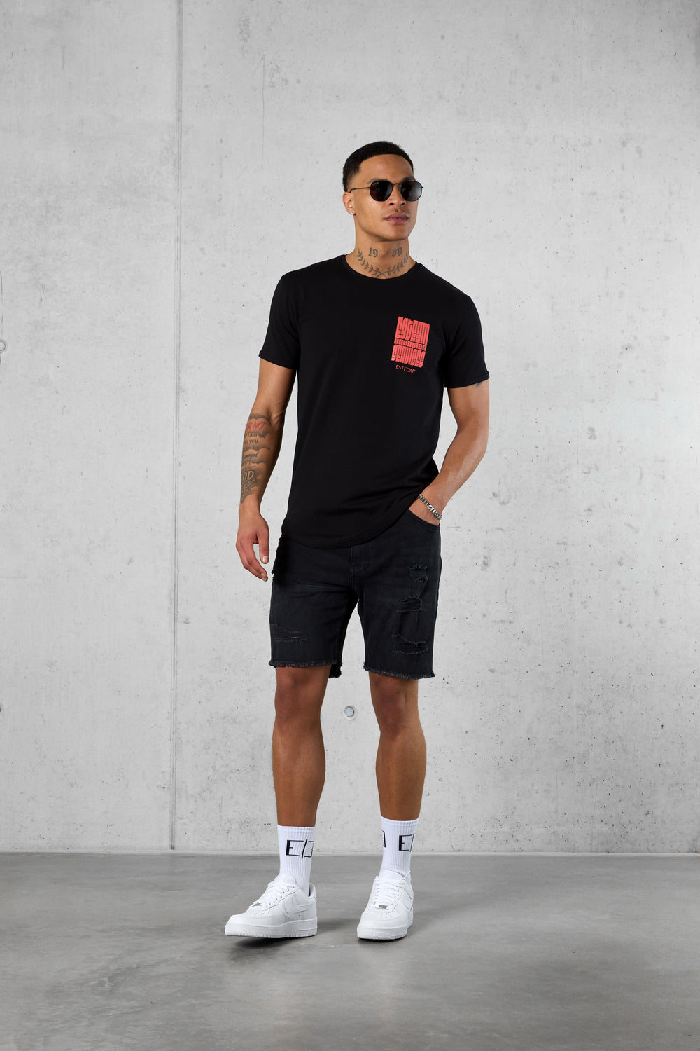 BLACK VACATION SERVICES LOGO TEE