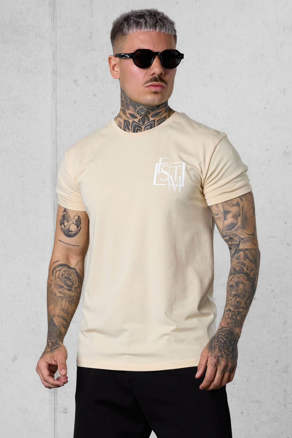 CREMEBRULEE DECONSTRUCTED LOGO TEE