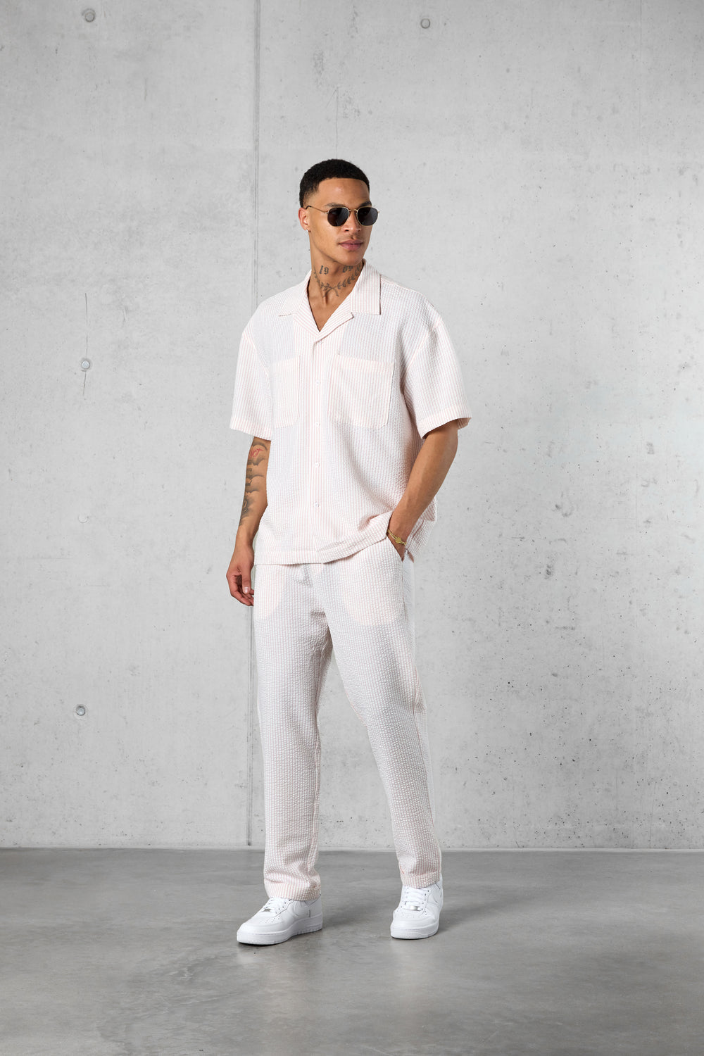 OFFWHITE ROSE STRIPED PANTS