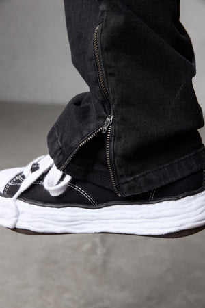 WASHED BLACK CARGO JEANS 2.0