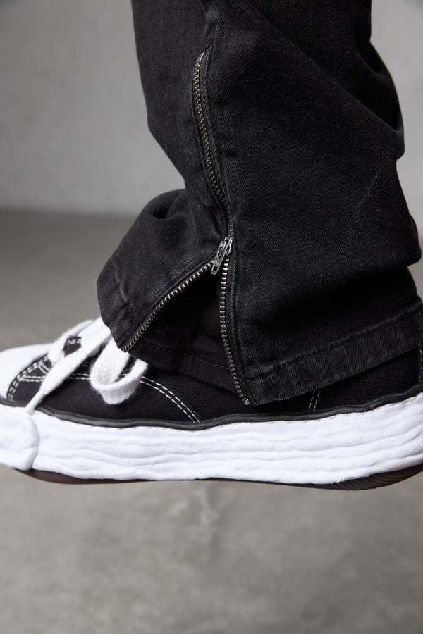 WASHED BLACK CARGO JEANS 2.0