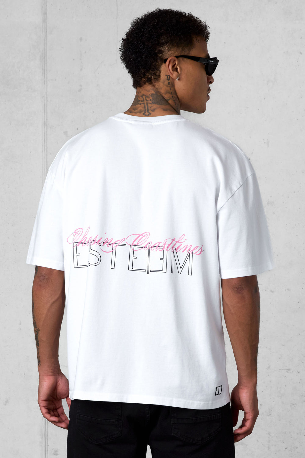 WHITE CHASING COASTLINES OVERSIZED TEE